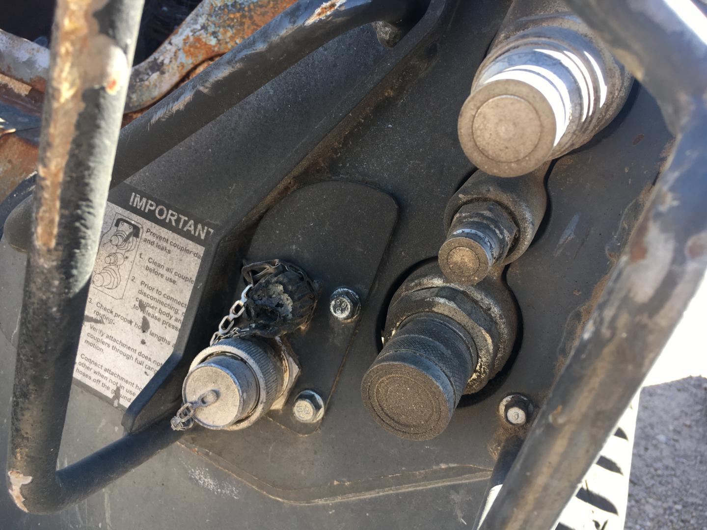 ./imagenes/INVOICE/2019/16213/MINICARGADOR JOHN DEERE_333G (20).JPG